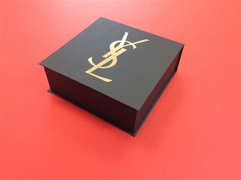 cadeau yves saint laurent|st laurent boutique.